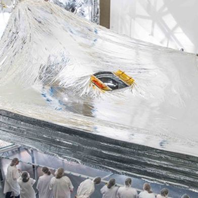 Superinsulation: The sunshield of the James Webb Space Telescope is made of the same material the researchers work with. (Image: NASA/Goddard/Chris Gunn)