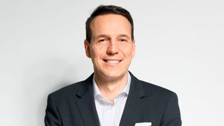 Mario Köhler, Vertriebs- und Aftersales-Direktor Toyota Deutschland, nimmt 2023 erneut Anlauf auf 100.000 Neuzulassungen. (Bild: Toyota)