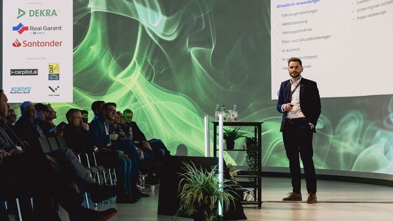 Florian Kracheel, Geschäftsführer von Openlane, stellte den Marktplatz „Openlane Sell“vor. (Bild: Stefan Bausewein)