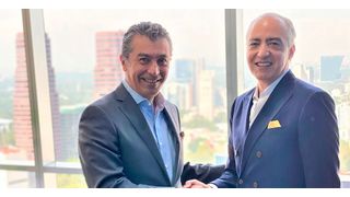 Ricardo Méndez, General Manager, Promaplast (left) and Miguel Ruiseñor, Managing Director, IMCD México (right). (Source: IMCD México )