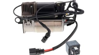 Vemo bietet Reparatursätze für verschiedene Fahrzeugmodelle an. Hier ein Kompressor-Kit V10-52-0015, passend für Audi und VW. (Bild: Vemo)