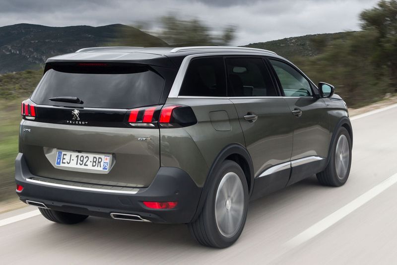Keiner der drei Diesel (88 kW/120 PS, 110 kW/150 PS und 133 kW/180 PS) braucht mehr als 4,8 Liter Sprit ... (Peugeot)