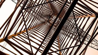 Die IEC 62351-Norm bietet einen Leitfaden, um verschiedene Angriffsformen auf Energienetze identifizieren und schützen zu können. (Bild: gemeinfrei)