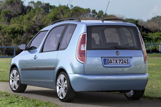 Serienmäßig sind alle Fabia- und Roomster-Varianten mit Elektronischem Stabilitätsprogramm (ESP) ausgestattet. (Archiv: Vogel Business Media)