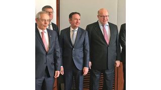 Dialog zwischen Bundeswirtschaftsministerium und Chemie- und Pharmabranche in Berlin zur Sicherung der Wettbewerbsfähigkeit der Branche. (BAVC/Steltmann )