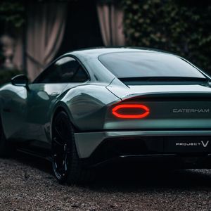 Ausgestellte Radhäuser verleihen der Karosserie des „Project V“ eine muskulöse Aura.(Bild:  Caterham)