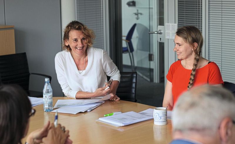 Bilder aus 30 Jahren Redaktion PROCESS. Viel Spaß beim Rückblick. (Bild: PROCESS)