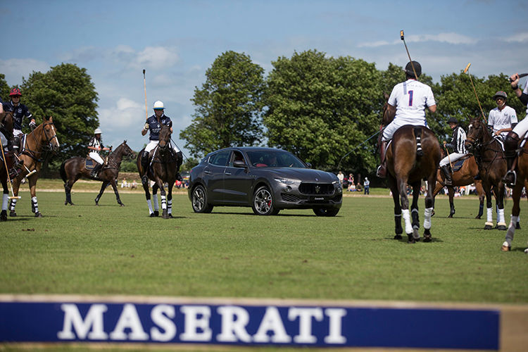 Maserati tritt seit einiger Zeit mit einem eigenen Team aus Pferden und Reitern bei Polo-Wettbewerbern an. (Maserati)