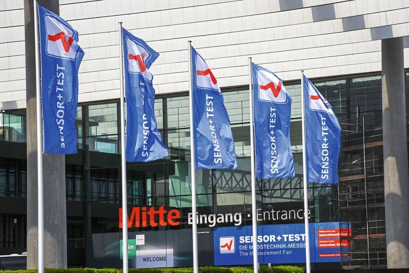 Die Sensor+Test setzt gezielt auf Spezialisierung. Sensorik, Mess- und Prüftechnik stehen im Mittelpunkt, Besucher finden gebündelt alle relevanten Innovationen.(Bild:  Bischof und Broel)