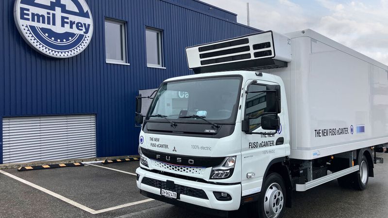 Emil Frey ist bereits Importeur von Fuso auf acht europäischen Märkten. Künftig werden es 21 sein.(Bild:  Daimler Truck AG)