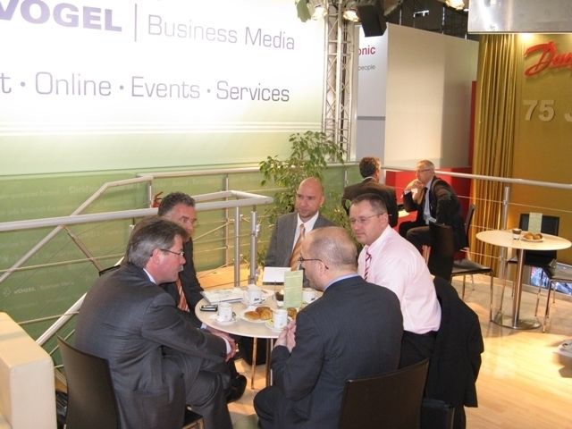 In der Vogel Business Lounge: Was wünschen sich die Kunden, wo drückt der Schuh? (Archiv: Vogel Business Media)