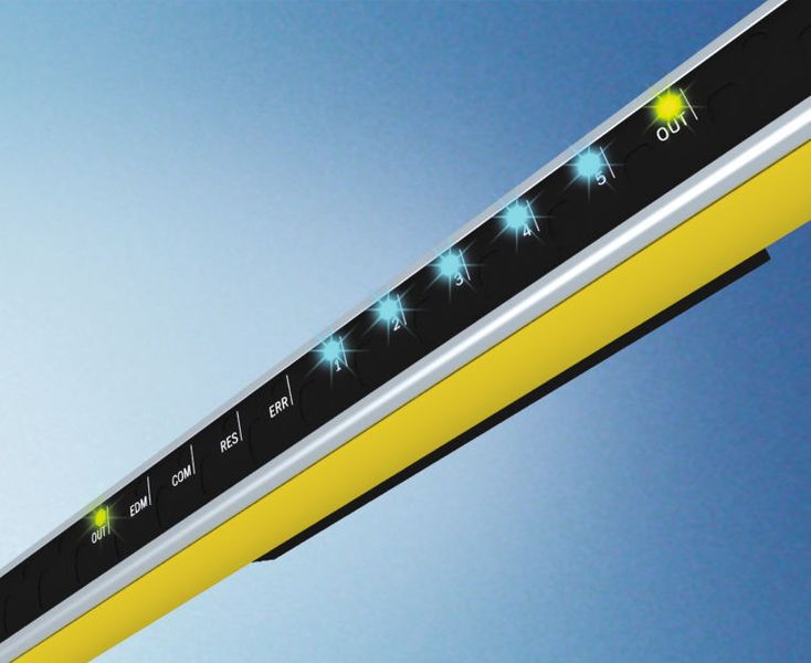 Fünf LEDs erleichtern die Ausrichtung der miniTwin-Sticks zueinander; leuchten sie alle, signalisiert das Umschalten der Out-LED von rot auf grün die Betriebsbereitschaft des miniTwin. (Bild: Sick)