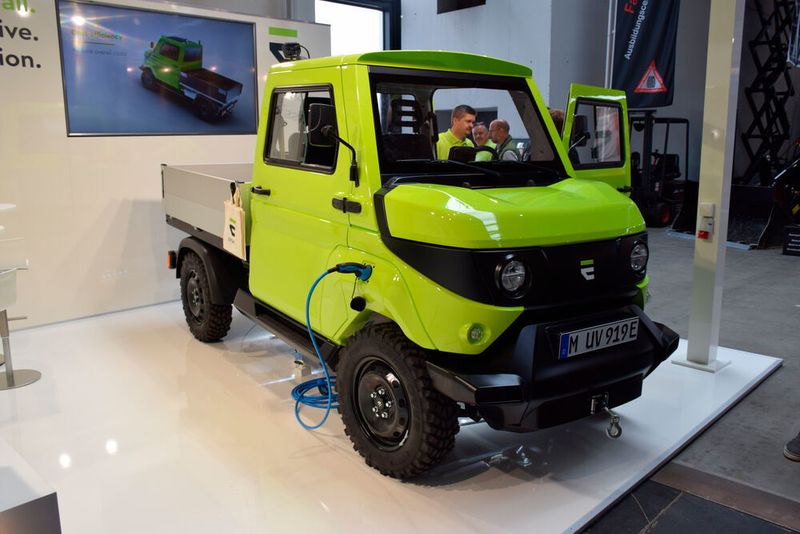 Mit einem robusten E-Kleintransporter mit Allradantrieb versucht sich das Münchner Startup Evum auf dem Markt zu etablieren. (»kfz-betrieb» / Schweitzer)
