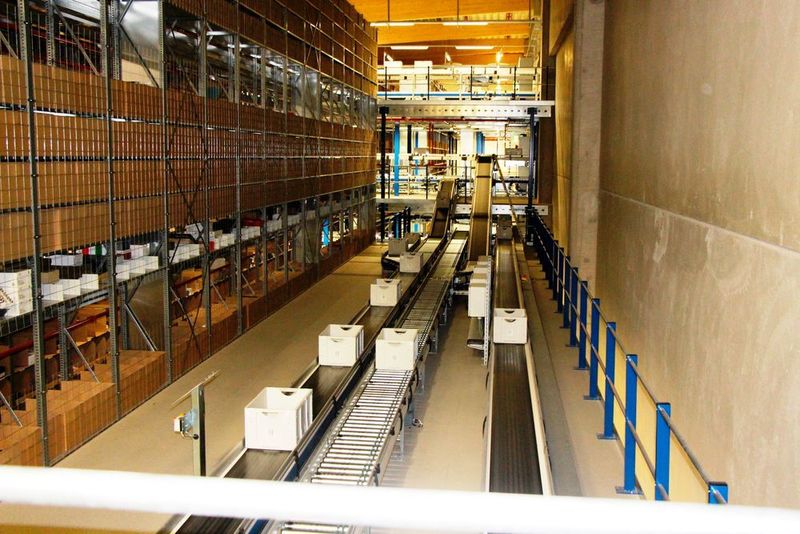 Das Highlight der Veranstaltung war die Führung durch das jüngst eröffnete Multi-User-Lager der eBay Enterprise in Halle. (Bild: Integral Logistics)