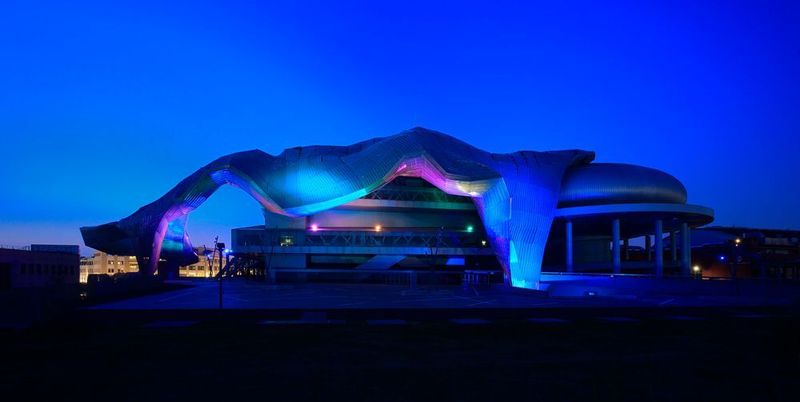 Außerirdisch: Im Milano Congressi (MiCo) diskutierten auf einem Kongress von Dassault Systèmes Produktentwickler aus der ganzen Welt neue Denkweisen und Einstellungen rund um das „Design in the Age of Experience“. (Philips Lighting Italy)