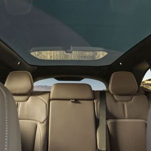 Der Gravity Touring wird mit fünf oder sieben Sitzplätzen angeboten.(Bild:  Lucid)