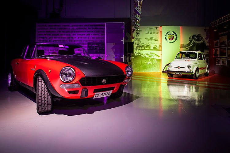 Auch im neuen Bau zu finden: ein Fiat Abarth 124 Rally und ein Fiat Abarth 595 Esseesse. (Foto: FCA)