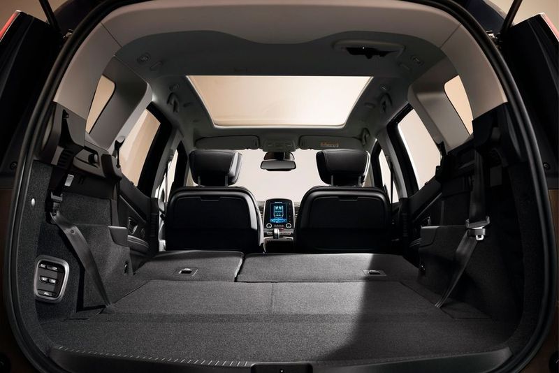 Der große Kofferraum des Renault Grand Scénic bietet künftig noch mehr Platz. (Foto: Renault)