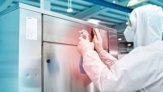 Mit der Markteinführung der leistungsfähigen Ultratemp Prozessthermostate erweitert Lauda sein Leistungsangebot für innovative Temperierlösungen, die die Produktivität und Effizienz in der Biotechnologie, Pharmazie und Industrie weltweit vorantreiben. (Bild: Lauda)