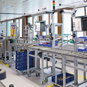 Realitätsnahes Arbeiten in der LeanFactory-
Schulungslinie.