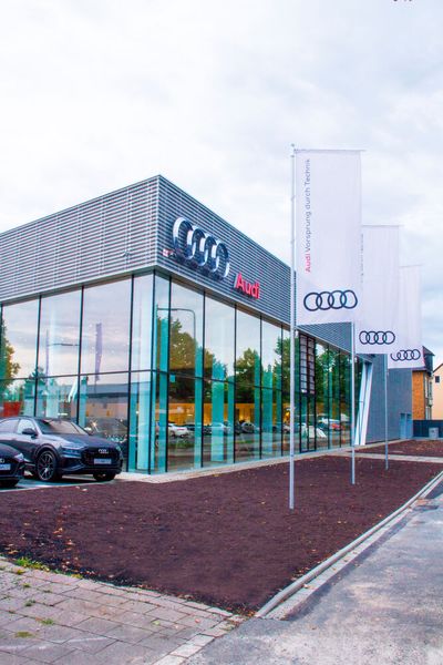 Die Moll-Gruppe hat ein neues Audi-Terminal in Düsseldorf eröffnet. (Bild: Moll-Gruppe)