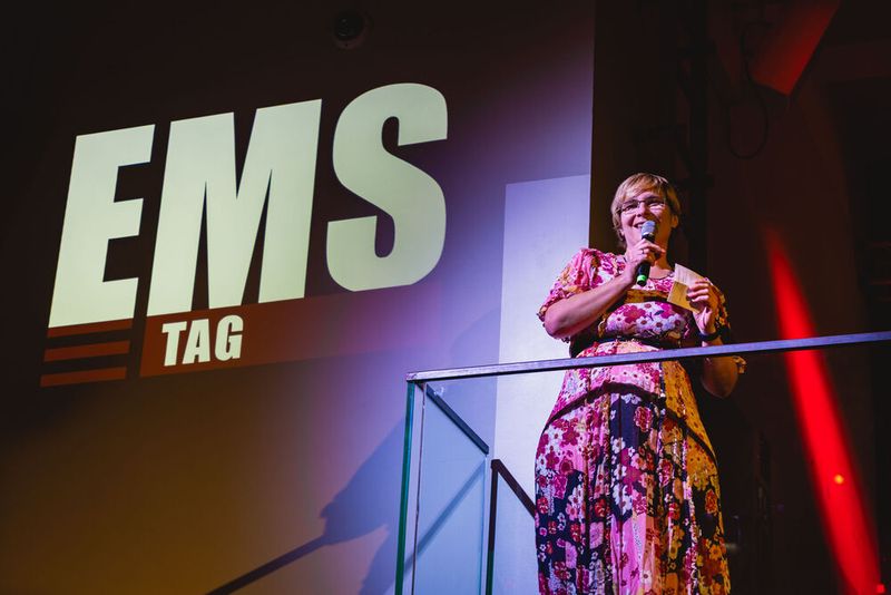 Impressionen vom 24. Würzburger EMS-Tag: Im Mittelpunkt standen aktuelle Branchenthemen, praxisnahe Impulse und insbesondere der persönliche Austausch innerhalb der EMS-Community. (Bild: Stefan Bausewein)