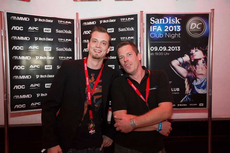 Felix Bechmann (l.), Label-the-cable, und Alexander Marsteller, Caseking (Eventfotos: Nils Krüger)