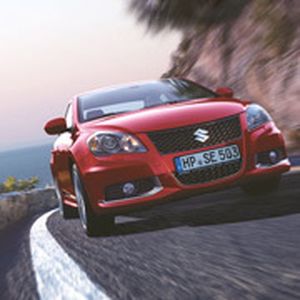 Suzuki Kizashi: Neues Mittelklasse-Flaggschiff mit Vollausstattung ab 26.900 Euro.