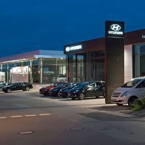 Die Walkenhorst-Gruppe gehört zu den großen BMW-Händlern in Deutschland und hat jetzt ihren Stammsitz in Melle umgebaut.(Bild:  Walkenhorst-Gruppe)