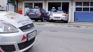 Die Freie Werkstatt von Frank Achenbach an der Heidestraße 96 in Bochum-Wattenscheid verfügt über 5.000 Stammkunden — Tendenz steigend. (Foto: Rubbel)