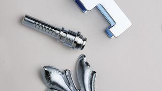 Mit Surtec erweitert Freudenberg sein Angebot unter anderem um Produkte zur Metalloberflächen-Behandlung.  (Bild: Surtec)