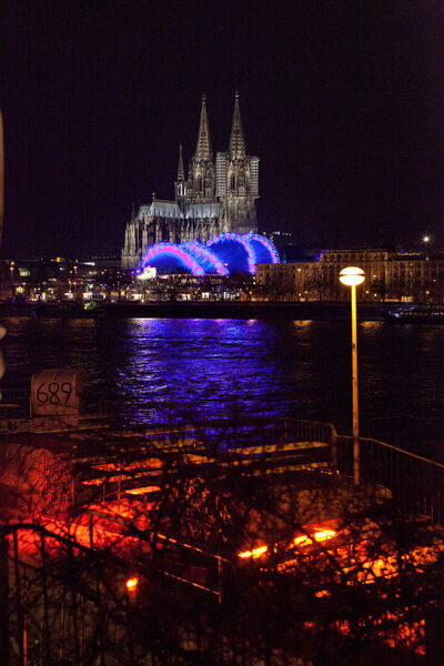 Was für ein herrlicher Blick von den Rheinterrassen zum Kölner Dom! (Bild: iTeam)