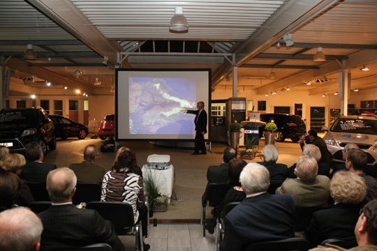 Das Autohaus Sorg lädt regelmäßig zu Unternehmertagen ein. Hier wird über aktuell relevante Themen referiert,  losgelöst vom Automobil. (Archiv: Vogel Business Media)