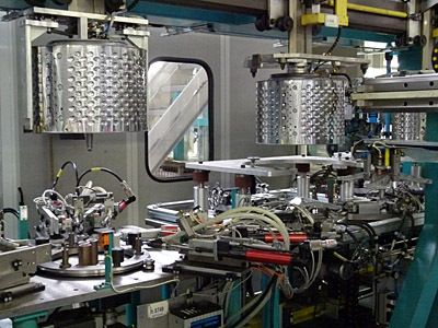 Die Trommel wird dem Stirnboden zugeführt. (Bild: Kuhn)