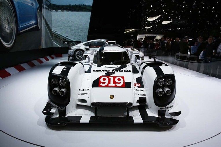 Porsche 919 marquée du sceau du partenaire technologique DMG Mori. (Image: Porsche)