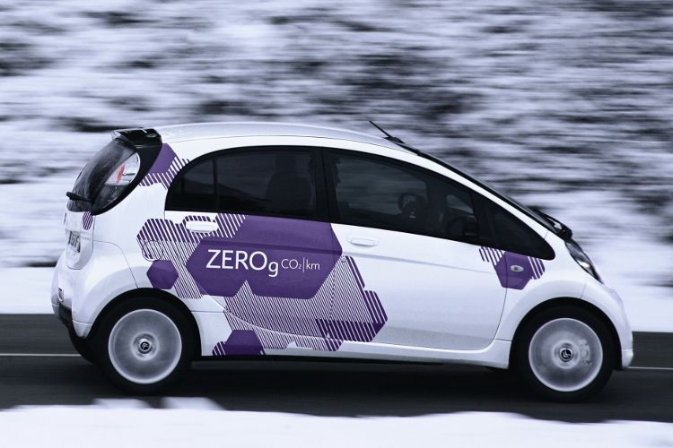 Der Dritte im Bunde der i-MIEV-Derivate ist der Citroën C-Zero. Im Jahr 2012 verkaufte er sich bis Ende Oktober mit 405 Exemplaren von den Dreien am besten. Auch sein Preis liegt bei 29.393 Euro. (Foto: Citroën)