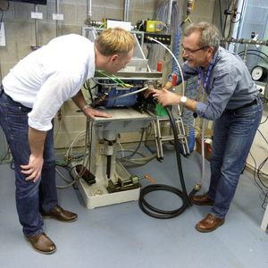 Bild 2: An diesem Prüfstand für Drucklufttechnik der Fachhochschule Amberg-Weiden werden Studenten ausgebildet und gelegentlich auch Probleme von Unternehmen aus der Region untersucht.