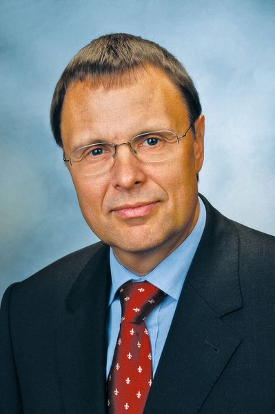Dr. Joachim Martin, Geschäftsführer und Chef der Konstruktion bei Siempelkamp: „Wir sind als Systemlieferant bekannt, der bevorzugt ‚alles aus einer Hand’ liefert – inzwischen haben wir unser Angebotsspektrum dafür erweitert.“ (Bild: Siempelkamp)