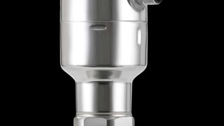 Das mit dem Red Dot Award 2021 ausgezeichnete Design des Rosemount 1408H widersteht hohen Reinigungstemperaturen und ist für CIP/SIP-Verfahren geeignet. Dies minimiert Kontaminationsrisiken und erhöht die Produktsicherheit. (Bild: Emerson)