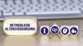 Betriebliche Altersvorsorgeleistungen sind für viele Mitarbeiter ein attraktiver Aspekt – und bieten Sparpotenzial für Arbeitgeber. (Bild: © magele-picture – adobe.stock.com)