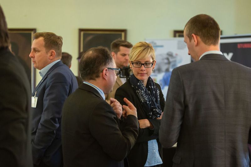 Impressionen der Förderprozessforen 2019: Beim Pumpen- und Schüttgut-Forum diskutieren Experten an zwei Tagen über Probleme bei Förderprozessen. Dabei steht der praxisorientierte Austausch und die gemeinsame Lösungsfindung im Vordergrund des Netzwerktreffens der Pumpen- und Schüttgut-Community. (Stefan Bausewein / PROCESS)