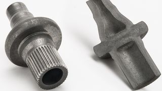 So geht Leichtbau: Das Umformteil mit Schnittdarstellung des Hohlanteils. (Bild: Hirschvogel)