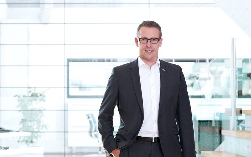 Gerd Ohl, Chef des Elektronikfertigers Limtronik, empfiehlt, sich auf besser vernetzte und kürzere Lieferketten zu konzentrieren, um auch in Krisenzeiten handlungsfähig zu bleiben. (Limtronik)