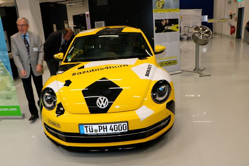 Das Tuning-Projekt: Seit Ende letzten Jahres arbeiten die Horn-Azubis an einem VW-Beetle. (Sonnenberg)