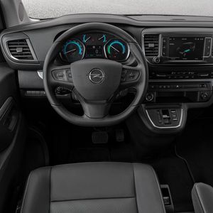 Das Cockpit wirkt vertraut.(Bild:  Opel)