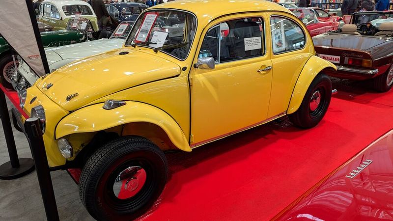 Witzige Käfer-Variante. Ob die für 23.000 wohl einen Käufer gefunden hat? (Bild: Dominsky )