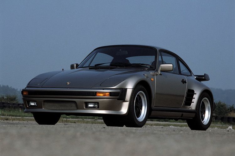 Der 911er Turbo als Flachbau. (Foto: Porsche)
