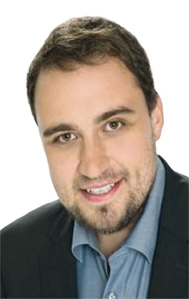 „Es wird immer wichtiger, dass Bauteile von Ölen, Fetten, Spänen und sonstigen Partikeln werden: Jedes Blech, jedes Biegeteil und jede Schraube benötigt zur Herstellung oder Bearbeitung Öle und Fette, die häufig für die weitere Verarbeitung entfernt werden müssen“, erklärt Benjamin Schatz, Geschäftsführer der EVS Technology GmbH. (EVS)
