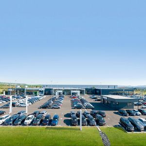 ... ist Teil des „Auto-Campus“ am Autobahndreieck Nahetal in Bingen.(Bild:  Scherer-Gruppe)