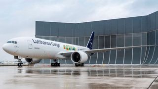Neue Botschafterin für das soziale Engagement von Lufthansa Cargo: eine Boeing 777F. (Lufthansa Cargo)